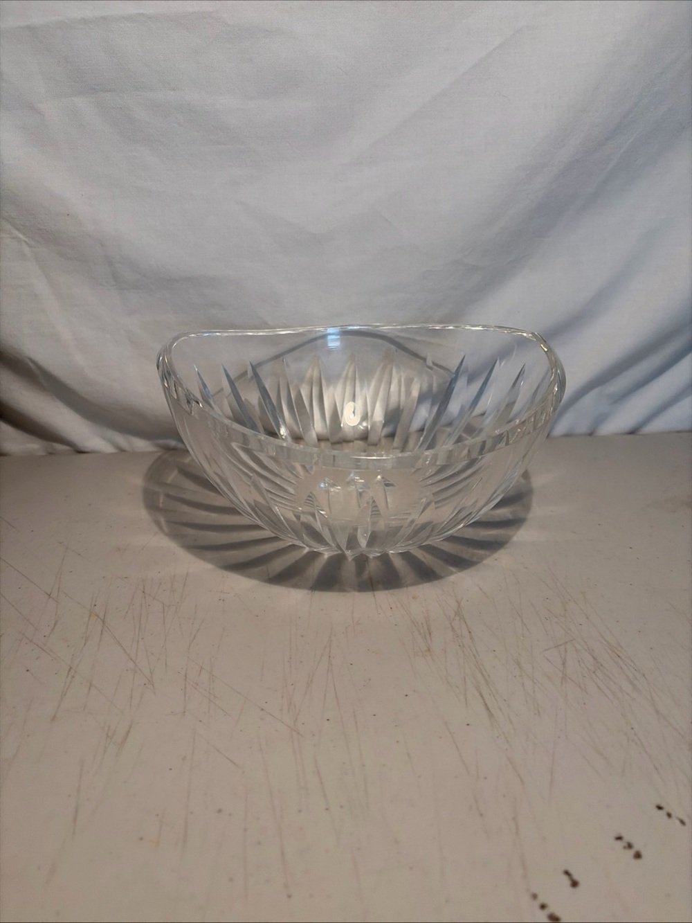 Waterford Crystal Serving Bowl - Clear
8”x 3 1/2” pre-owned excellent condition